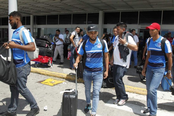 Recibimiento de lujo para el Olimpia tras derrotar 7-1 al Plaza Amador