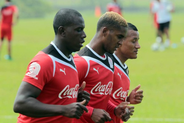 Un pesado Quiarol Arzú llega al Olimpia