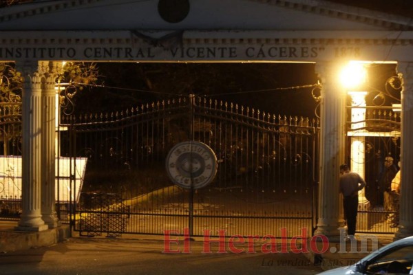 Las 20 imágenes que dejó la jornada electoral en la capital