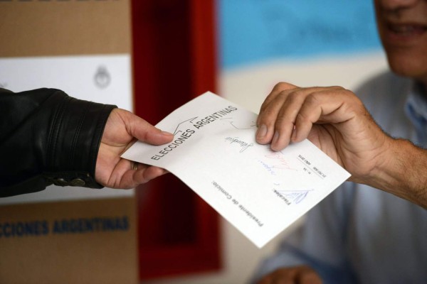 Termina la era Kirchner, Argentina elige nuevo presidente&nbsp;&nbsp;