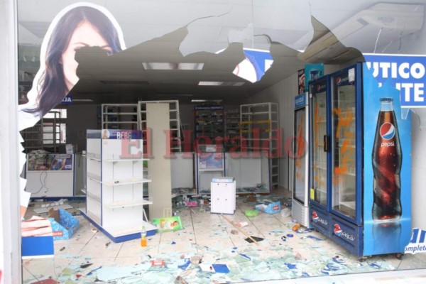 Las imágenes que no vio de los saqueos y destrucción durante protestas