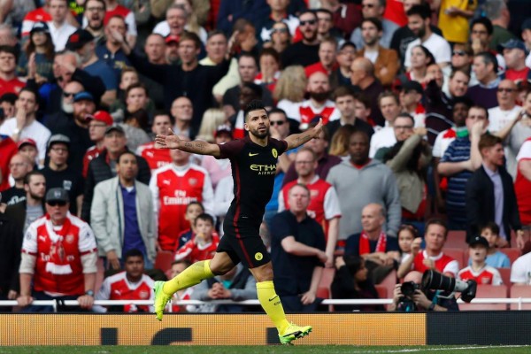 Kun Agüero se acerca a la cabeza de la tabla de goleadores de la Premier League