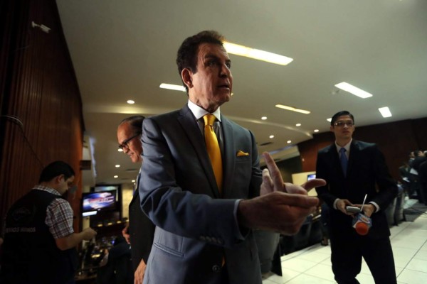 Diputados barajan una tercera votación