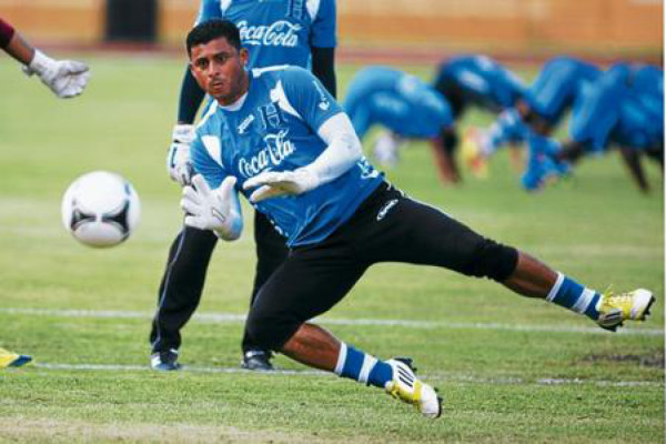 ¡Fuera Noel Valladares!