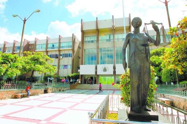 Excluyen a magistrados de CSJ de recibir protección del Estado