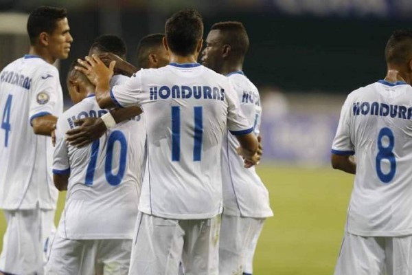 Medford: 'A muchos les pesa la camisa de Honduras'
