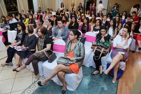 Revista Eva ofrece agasajo a sus fieles lectoras y fans