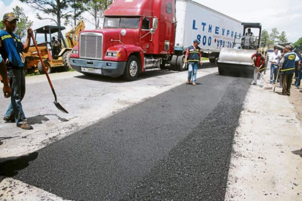 Anuncian reparación de carreteras antes de Semana Santa