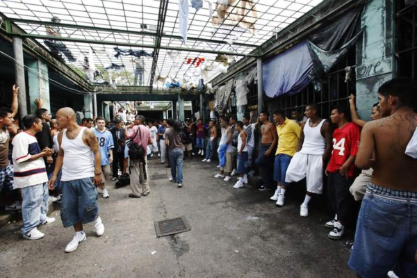 Activan alerta roja de Interpol para recapturar a los pandilleros que se escaparon de la Penitenciaría de Támara