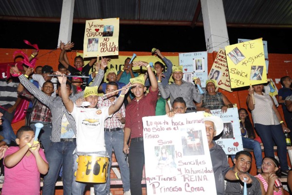 Yancy Aguilar es la reina Ferisan 2015