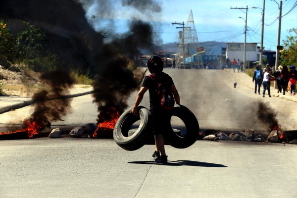 Conflicto en Perisur por damnificados de la Godoy