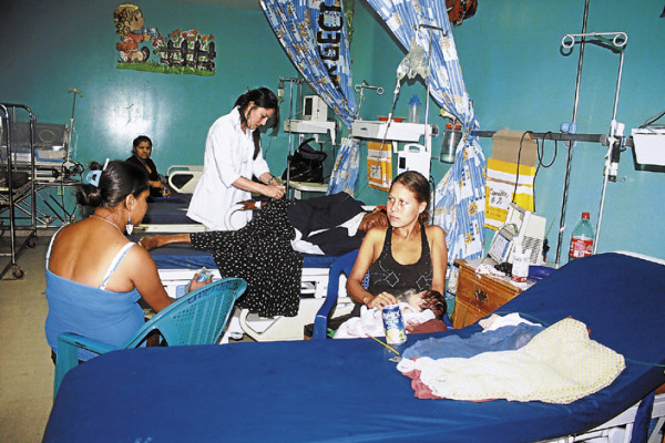 Crisis de hospital de Danlí obliga a pacientes a renovar citas