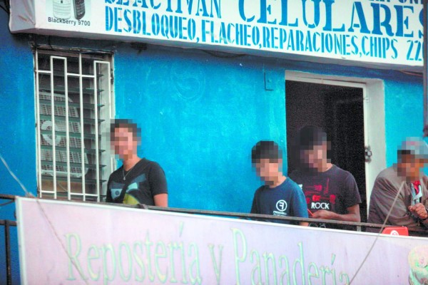 Con bandeo de 30 minutos activan celulares bloqueados en Honduras