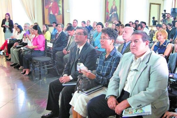 Descentralizarán diez centros hospitalarios
