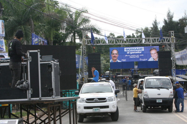 Políticos realizan cierre de campaña en la capital de Honduras