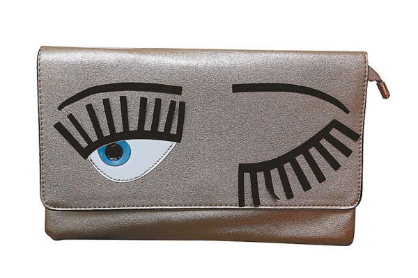 Una mirada coqueta a la moda