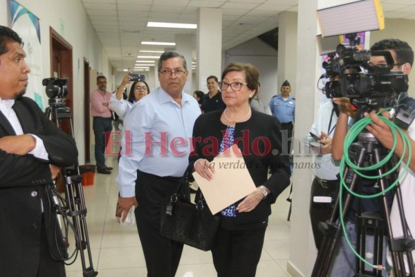 En medio de un proceso legal y víctima del covid-19, muere Martha Medrano, madre de Luis Zelaya