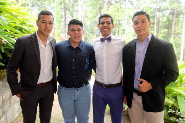 Emotivo encuentro entre seniors de la Nashville School