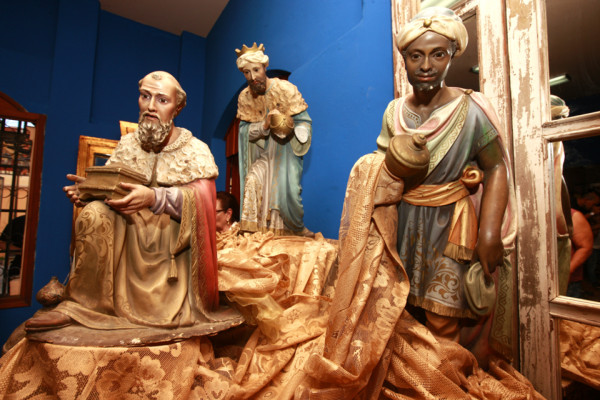 Reyes Magos invitan a volver los ojos al Niño Jesús