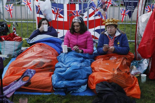 Una verdadera algarabía viven los británicos con la boda real del príncipe Harry y Meghan Markle