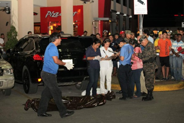 Fotos: Arnold Peralta y la escena del crimen