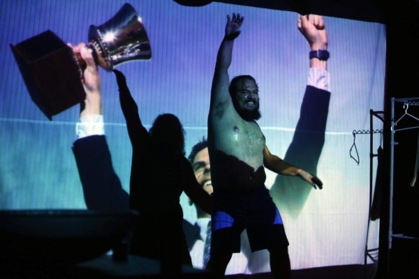 'Súper man”, un llamado a la conciencia social