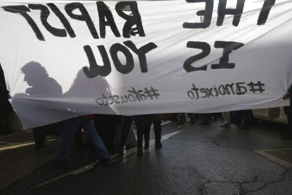 Chipre condena a británica que reportó violación grupal&nbsp;