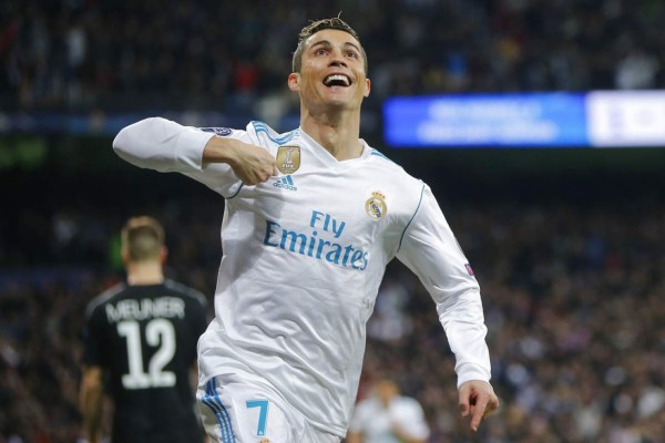 El Real Madrid sigue su idilio con el gol y derrota al Betis por 5-3