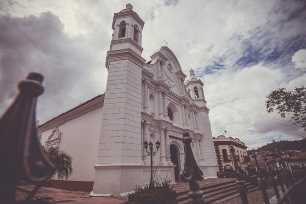 La poesía tiene una cita en Honduras del 24 al 30 de julio de 2019