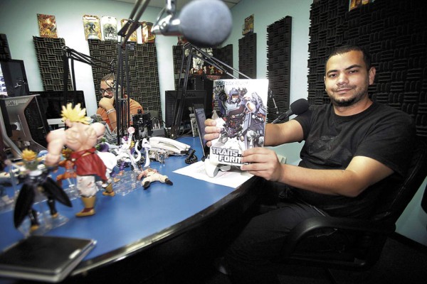 Cómics invaden las ondas radiales de Tegucigalpa