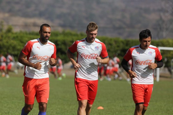 Walter García, argentino del Olimpia, analiza sus tres meses en Honduras