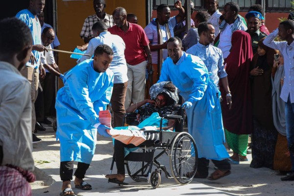 Horror en Somalia: Las imágenes del atentado que dejó unos 79 muertos