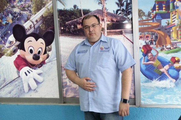 A roatán con arrecife tours