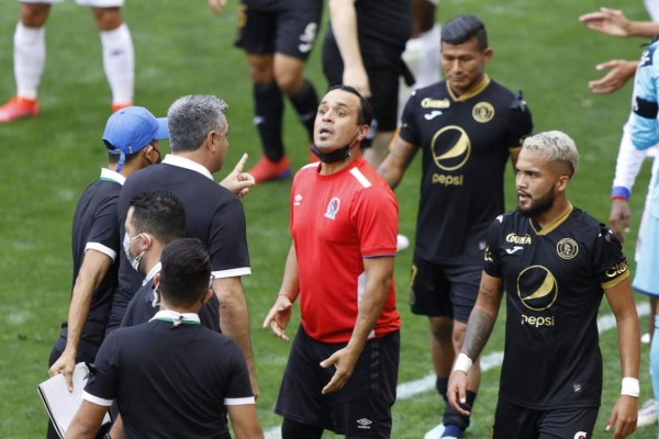 Zafarrancho, caída de Diego y expulsión del Patón: lo que no se vio del Olimpia-Motagua en EE UU