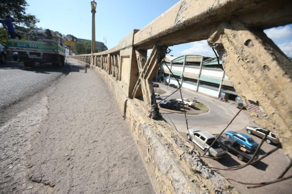 Honduras: Históricos puentes de la capital carecen de mantenimiento