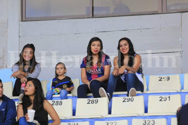 La belleza también estuvo presente en el clásico entre Olimpia y Motagua