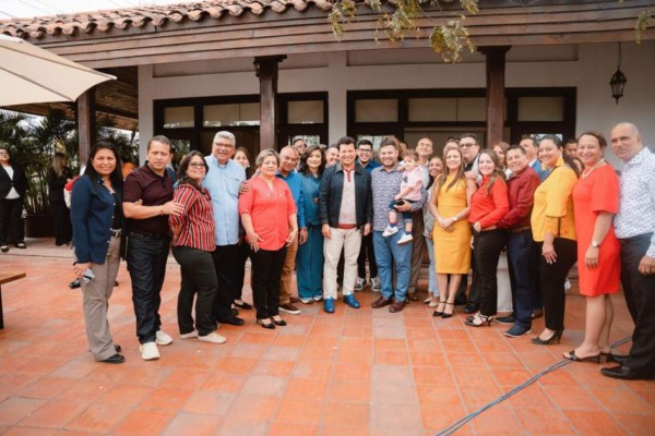 ¿Cómo construyó el apóstol hondureño Guillermo Maldonado su imperio religioso en EEUU?