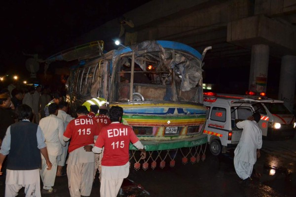 Diez muertos en explosión de un autobús en el suroeste de Pakistán