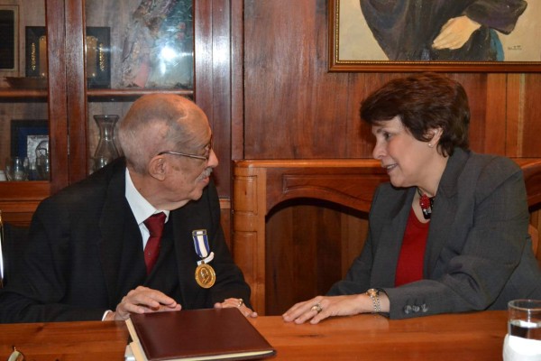 Nobleza, honestidad, rectitud y solidaridad