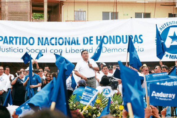 'Chente” Valladares va por la alcaldía capitalina