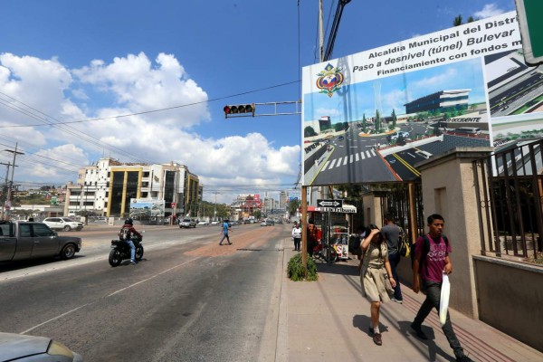 Aumenta un 15% el tráfico por obras en el bulevar Centroamérica de la capital de Honduras