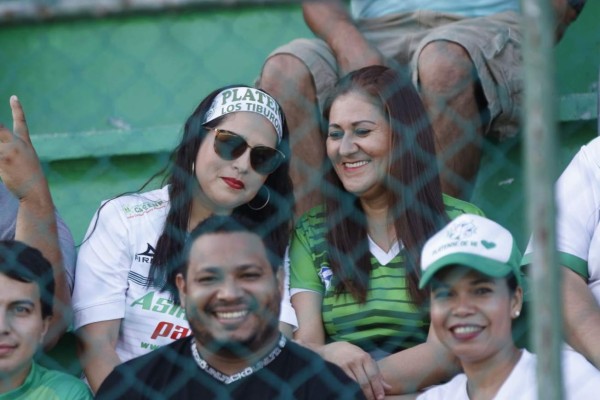 FOTOS: Bellas mujeres engalanaron el cierre de la jornada 6 del Clausura