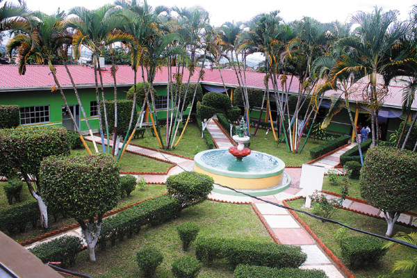 Escuela El Sembrador y el CURNO compartirán conocimientos