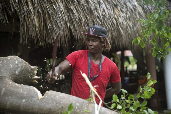 Aturdido, Puerto Rico busca reconstruirse tras huracán María &nbsp;