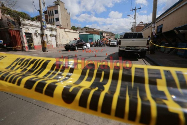 Desgarradoras fotos tras el tiroteo en el barrio Guanacaste de la capital