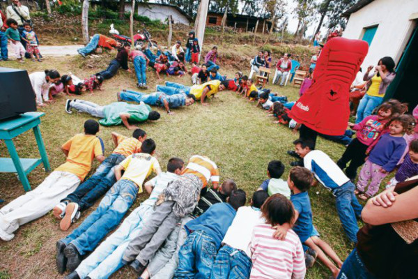 Soli-Diario es alegría y esperanza en Las Trojas, montaña de Azacualpa