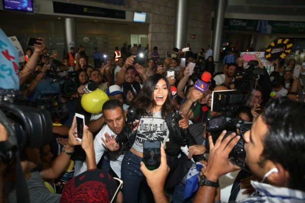 Katheryn, lista para llevar su música por toda Honduras