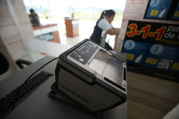 Honduras inicia detección de pasaportes falsos
