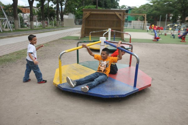 Registran 21 mil visitas al mes en parque de La Vega