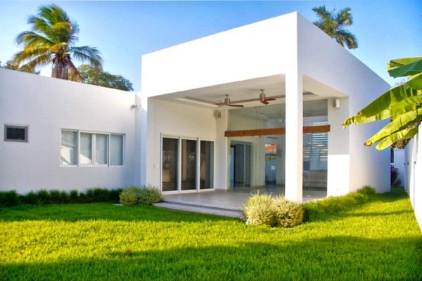 Encuentra innovadoras ventanas y puertas de Vitra